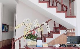 Tuyet Son Hotel
